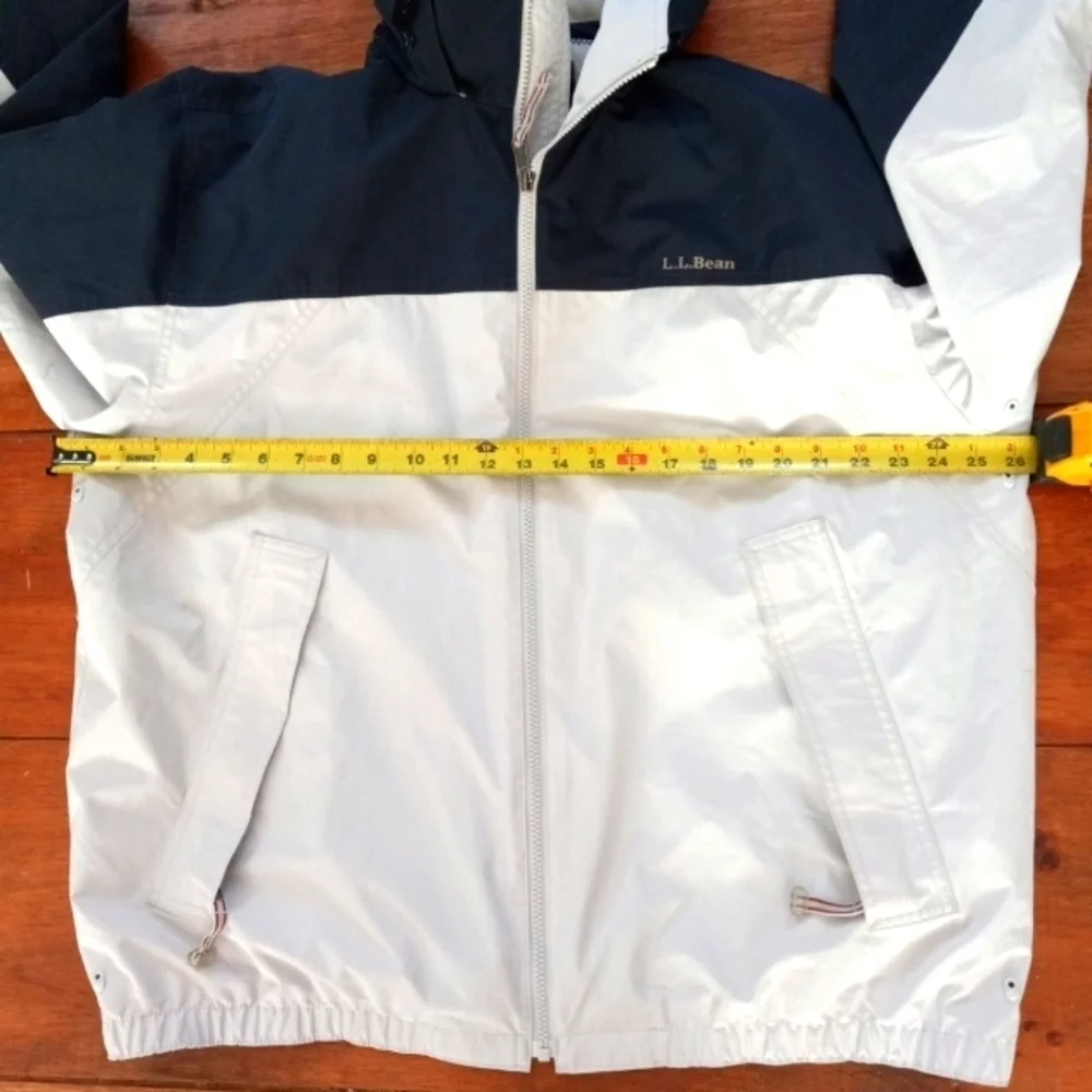 L.L.Bean Men's Windstopper Hooded JACKET. XL Reg. EUC